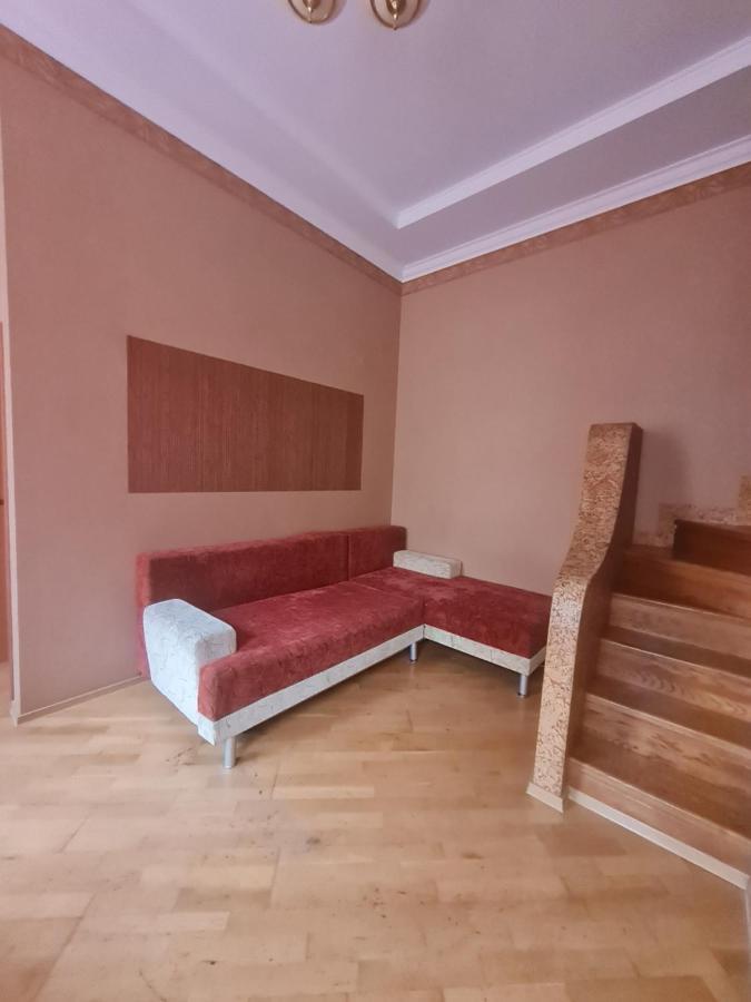 Apartment центр, євгена коновальця, 3 *