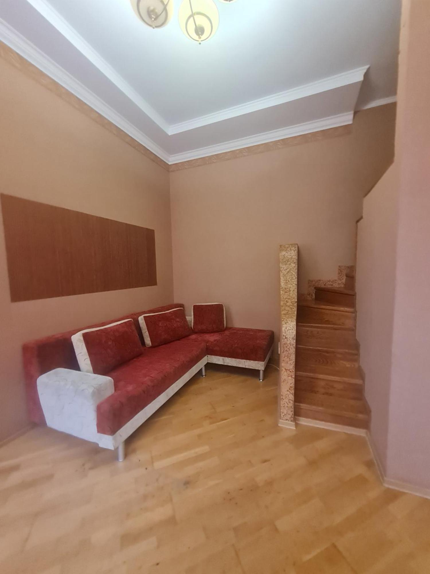 центр, євгена коновальця, 3 Apartment Lutsk