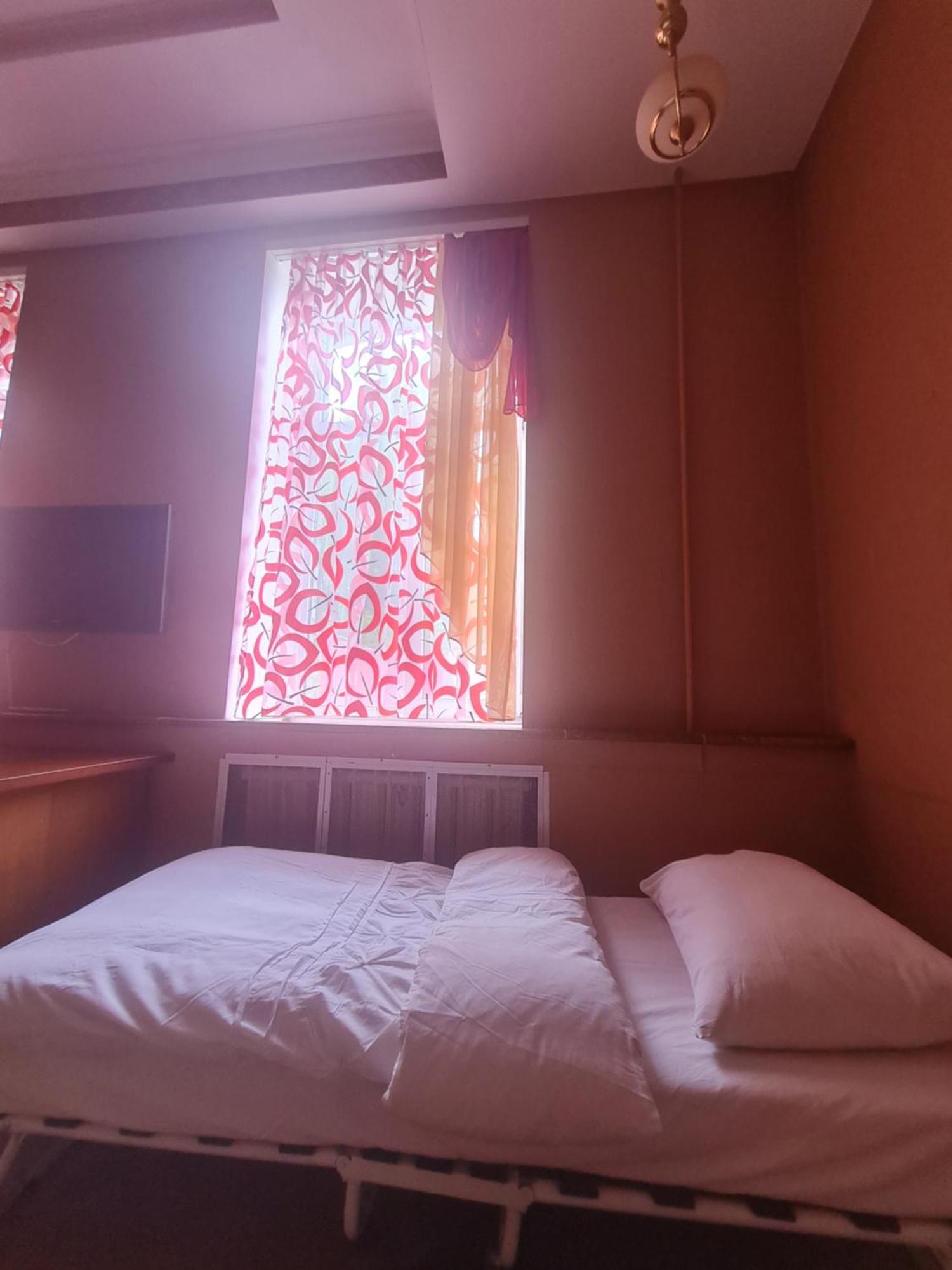 центр, євгена коновальця, 3 Apartment *