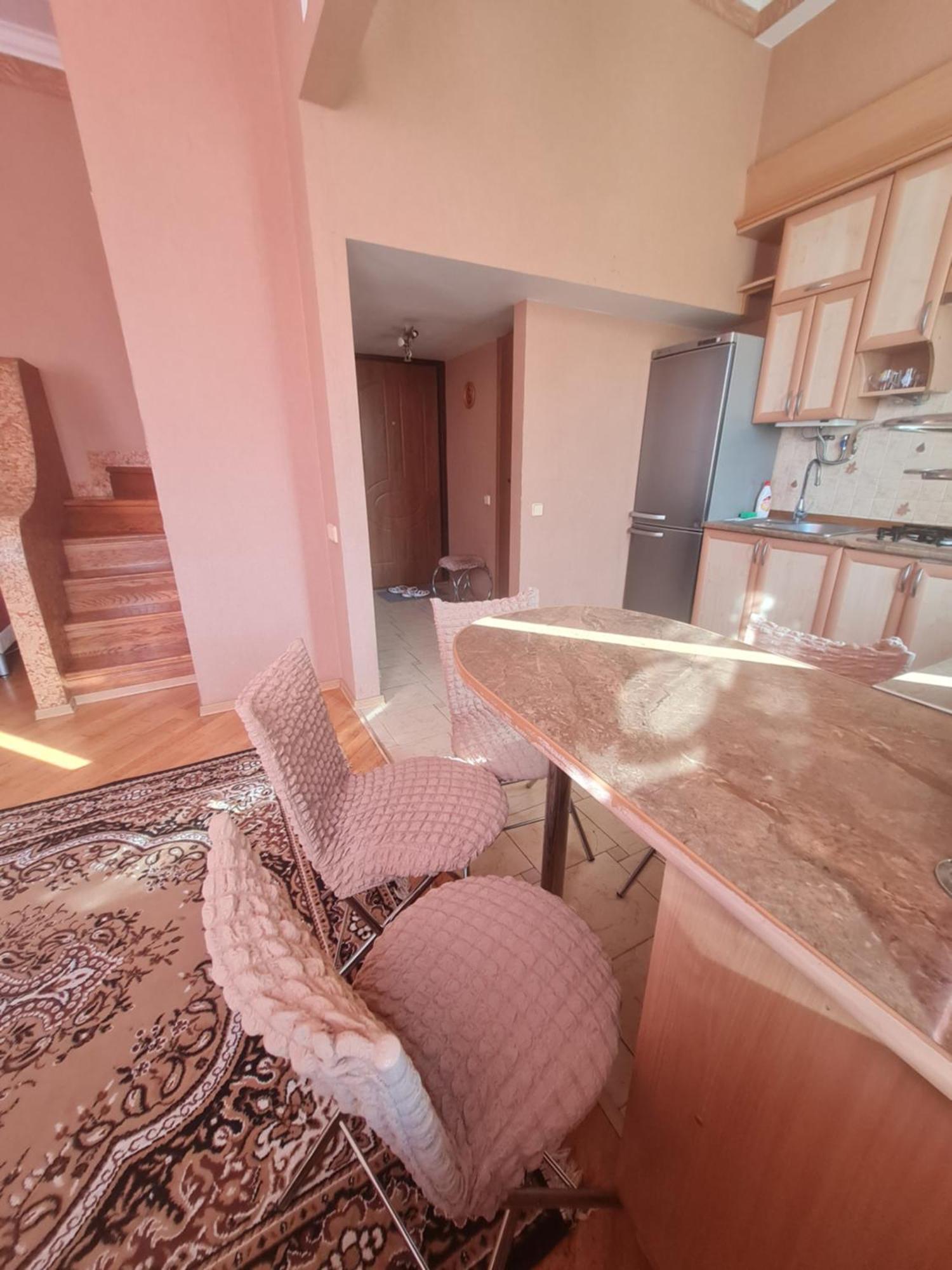 центр, євгена коновальця, 3 Apartment